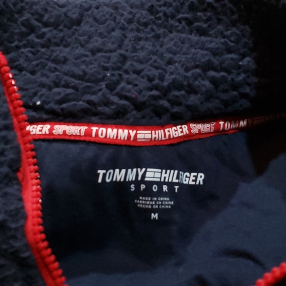 ~Tommy Hilfiger Sport 3/4 Zip Top - Picture 5 of 5